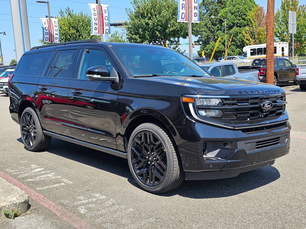 New 2026 Ford Expedition Max Platinum w/ Stealth Performance Package AWD/4WD image 3