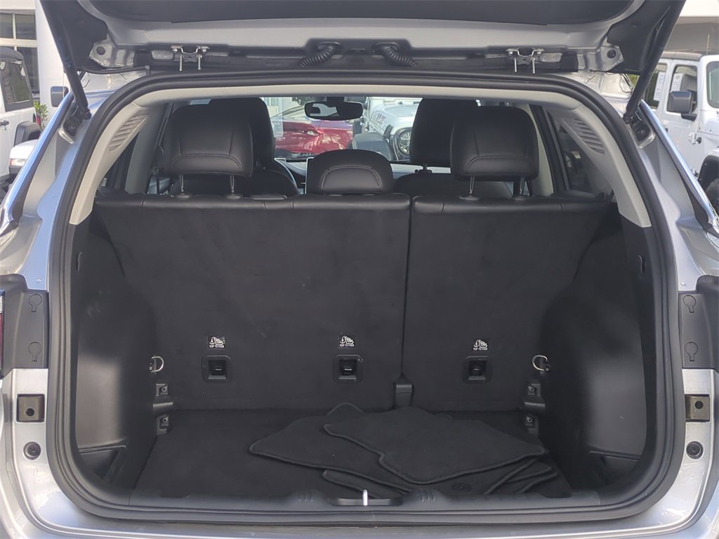 Certified 2022 Jeep Compass Limited image 13