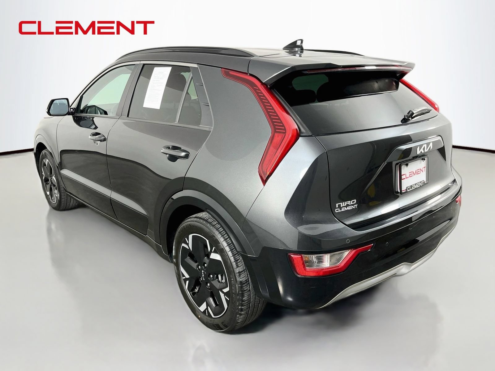 Used 2023 Kia Niro Wind FWD image 9