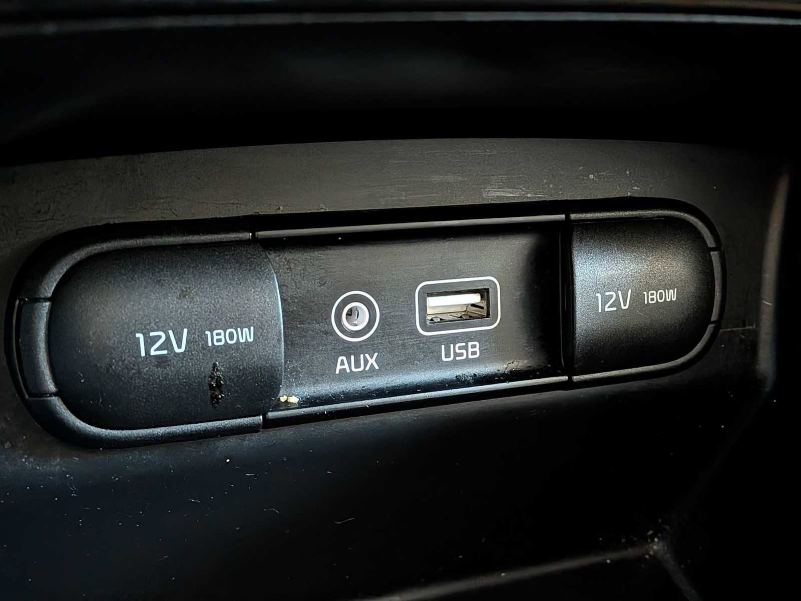 Used 2018 Kia Sorento SX image 31