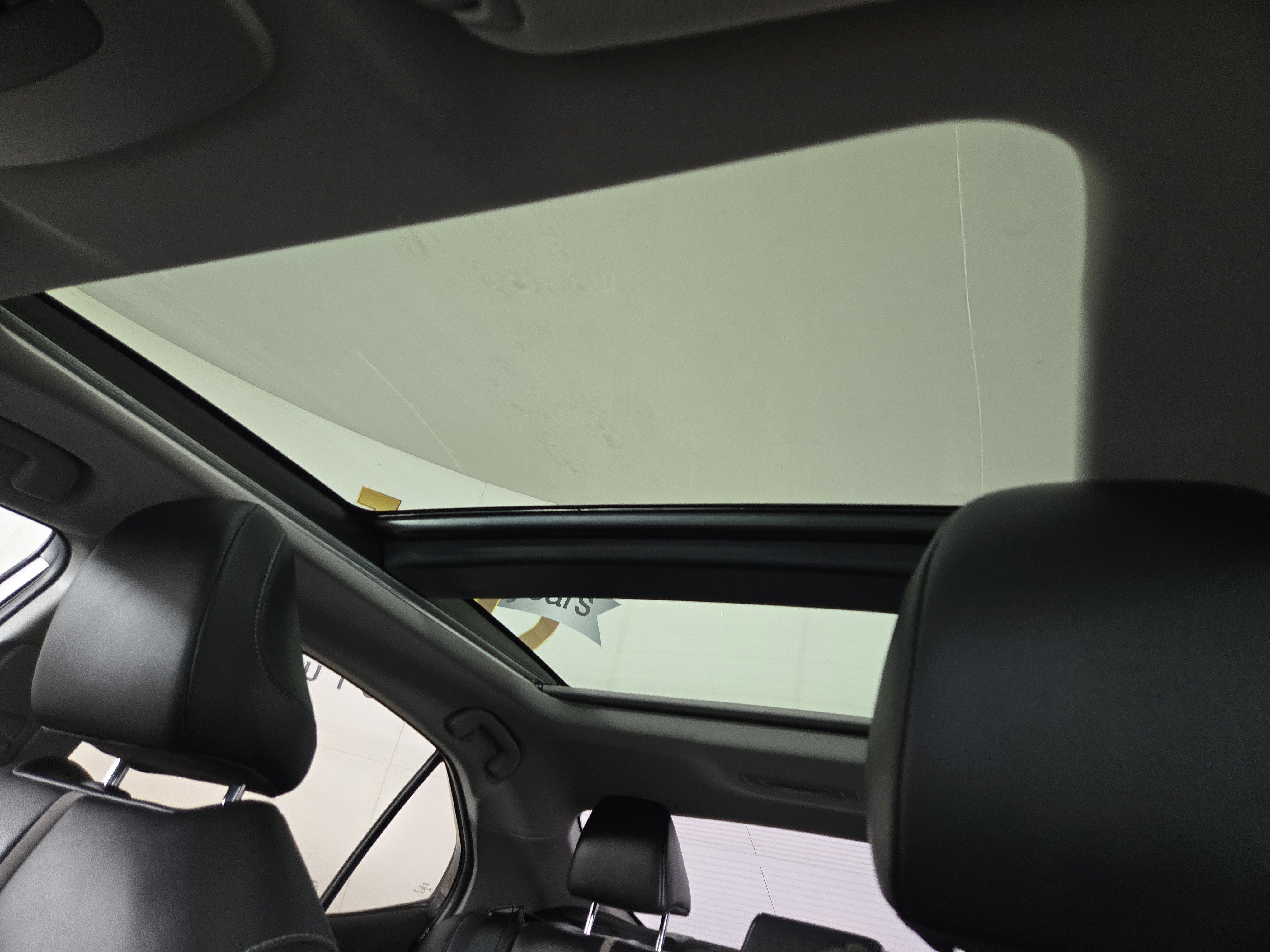 Used 2020 Toyota Camry XSE w/ Blackout Package image 21