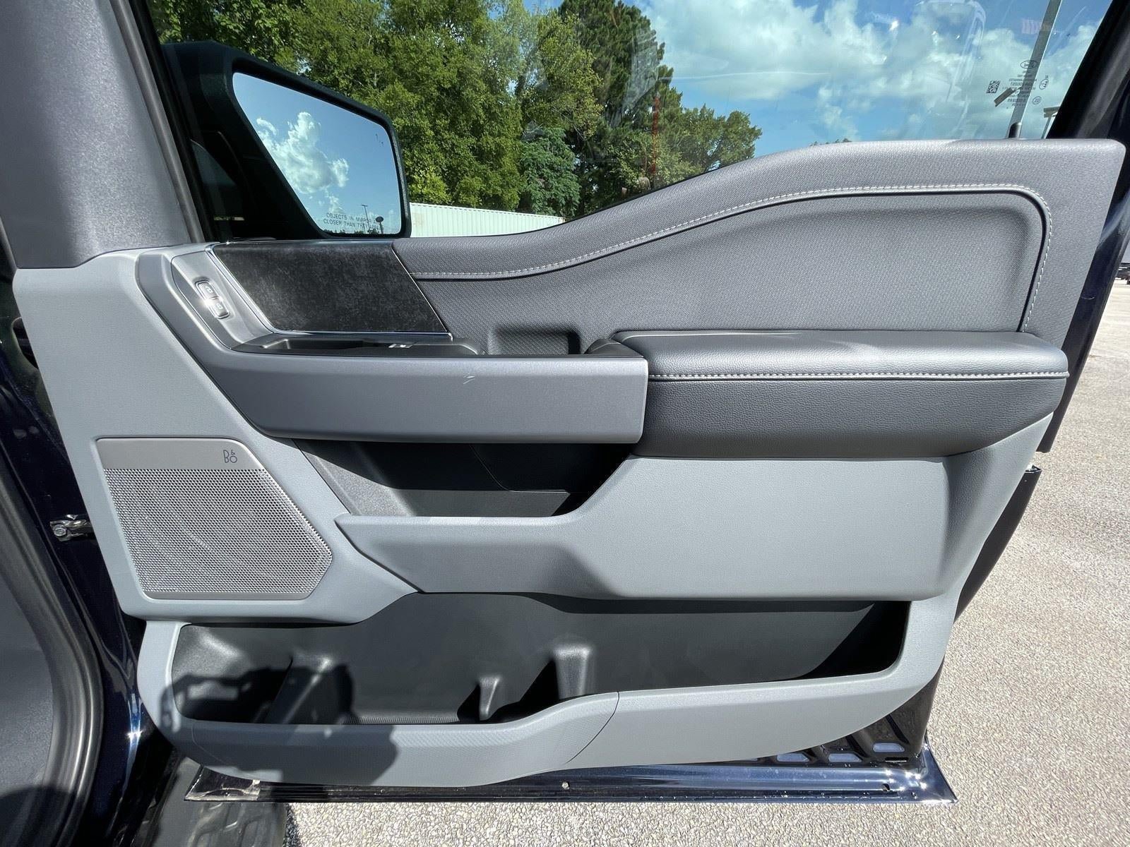 New 2025 Ford F150 Lightning Flash AWD/4WD image 49