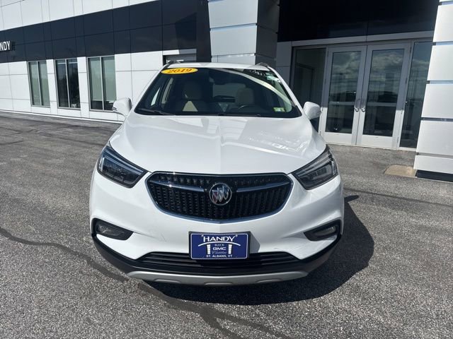 Used 2019 Buick Encore Essence w/ Experience Buick Package AWD/4WD image 2