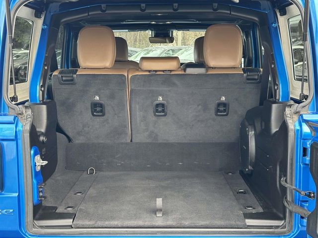 Used 2021 Jeep Wrangler Unlimited Sahara w/ Cold Weather Group image 11