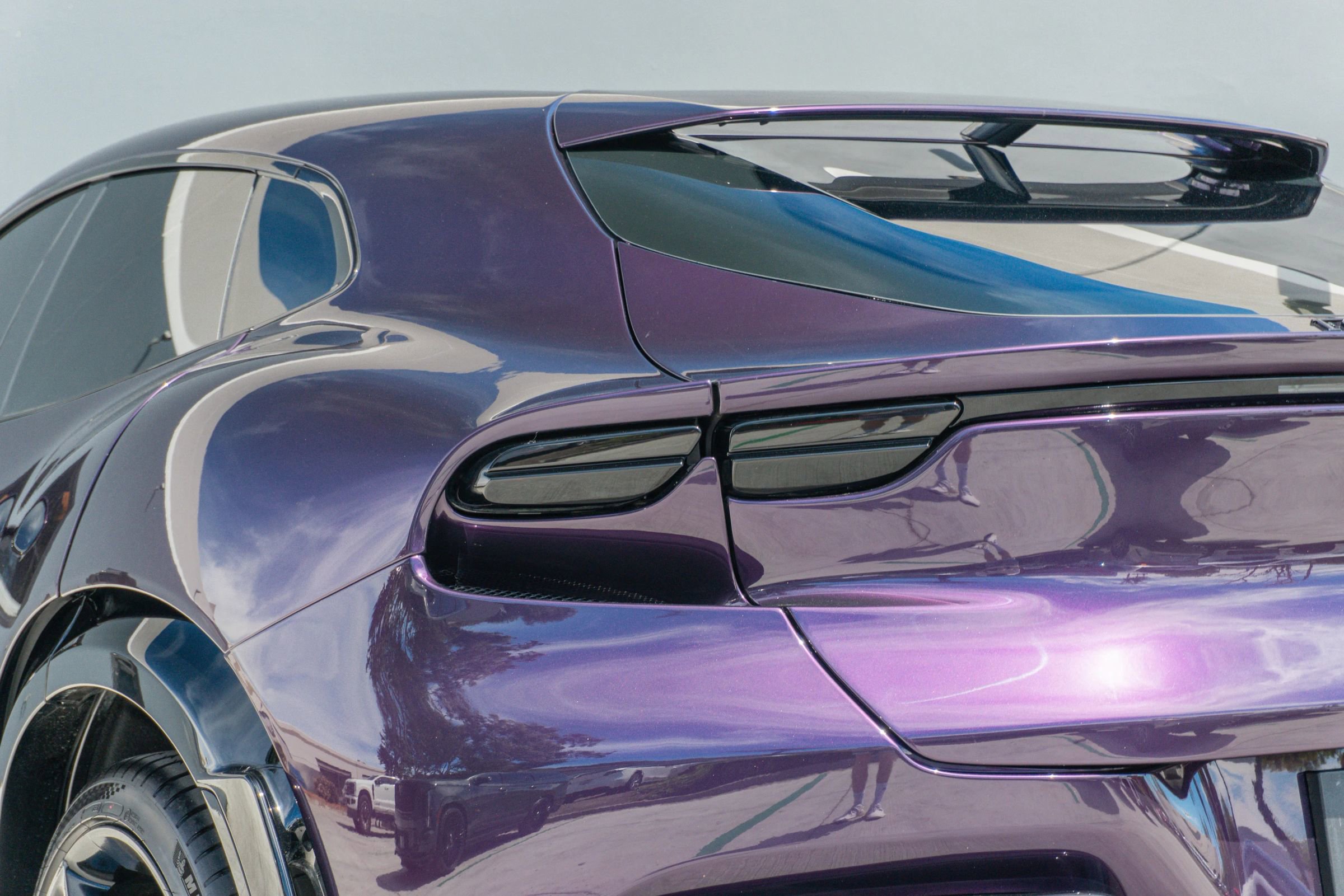 Used 2024 Ferrari Purosangue image 47