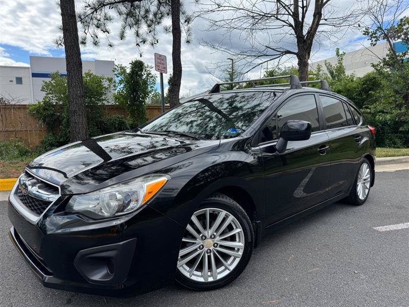 Used 2014 Subaru Impreza 2.0i Premium AWD/4WD image 2