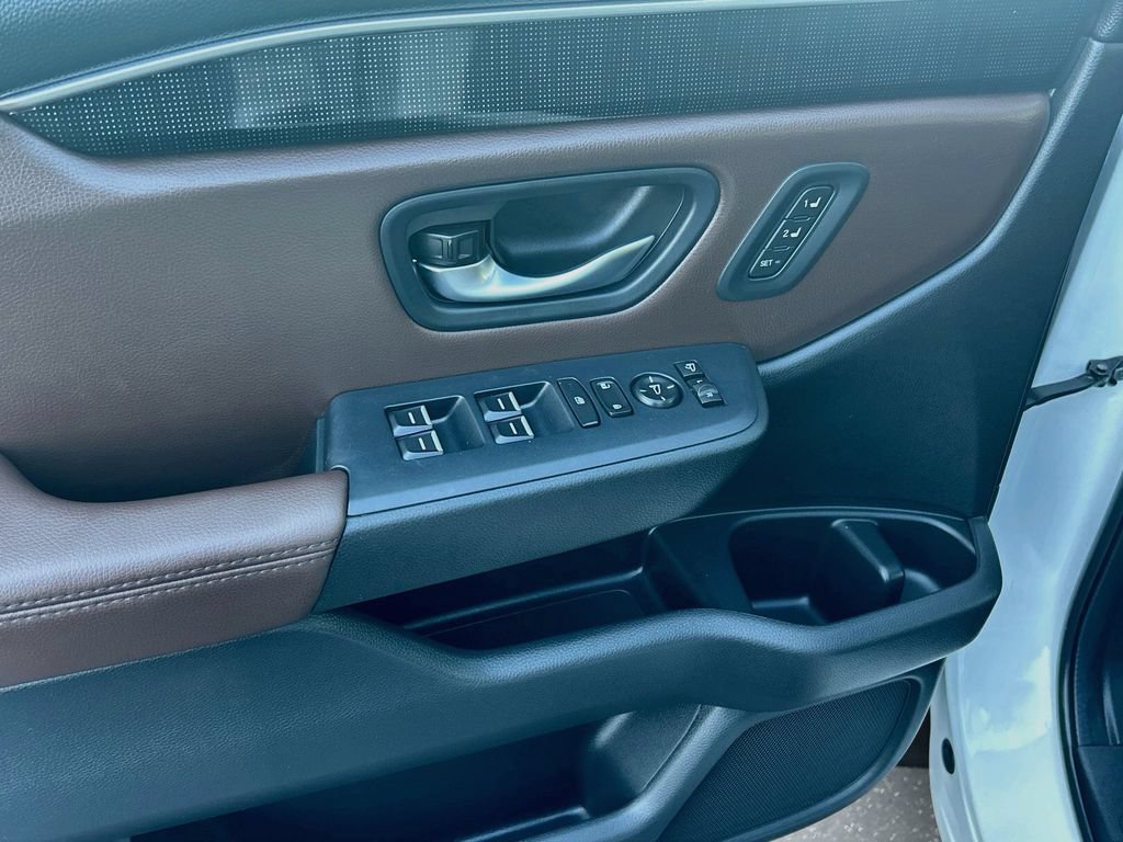 Certified 2024 Honda Pilot Elite image 18