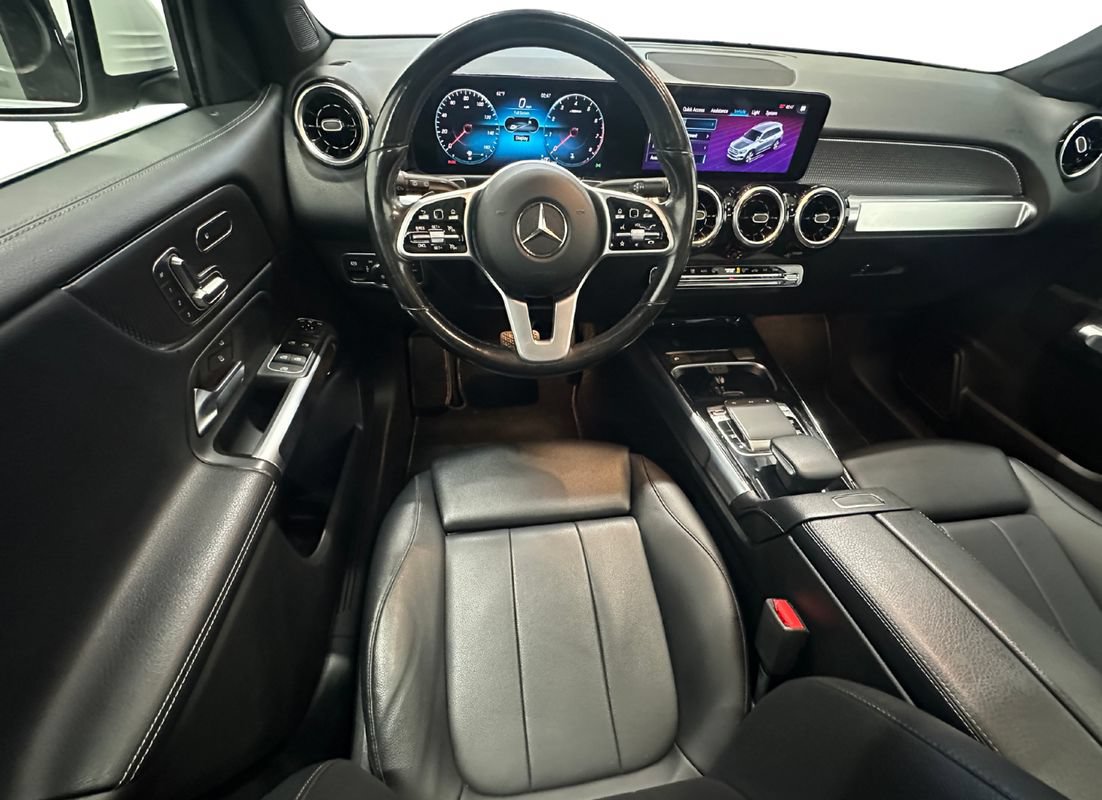 Used 2020 Mercedes-Benz GLB 250 4MATIC image 18
