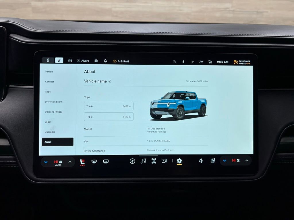 Used 2025 Rivian R1T Adventure image 27