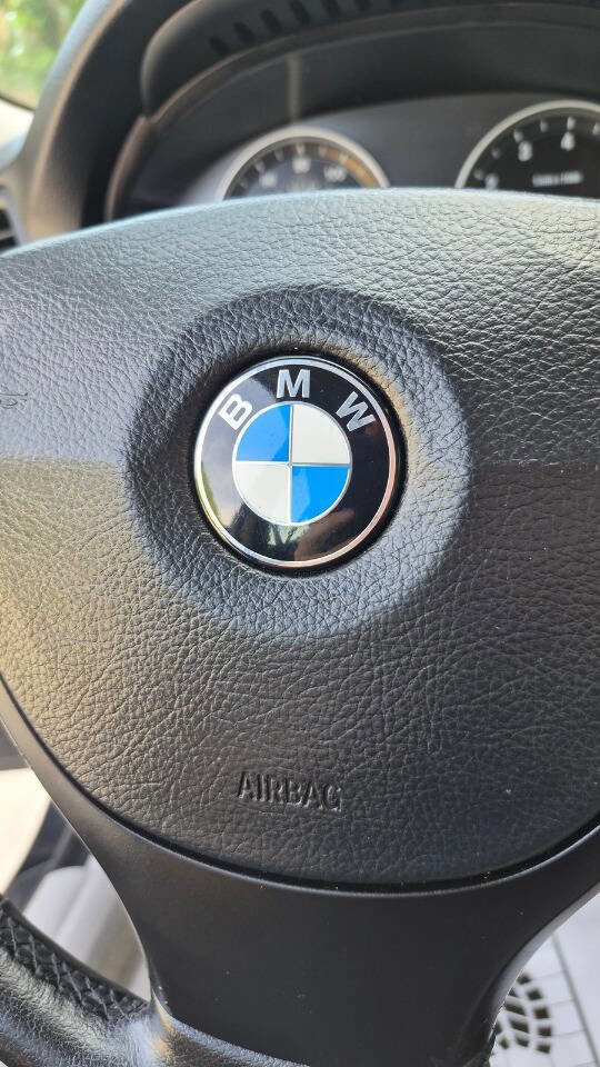 Used 2011 BMW 535i xDrive Sedan AWD/4WD image 45
