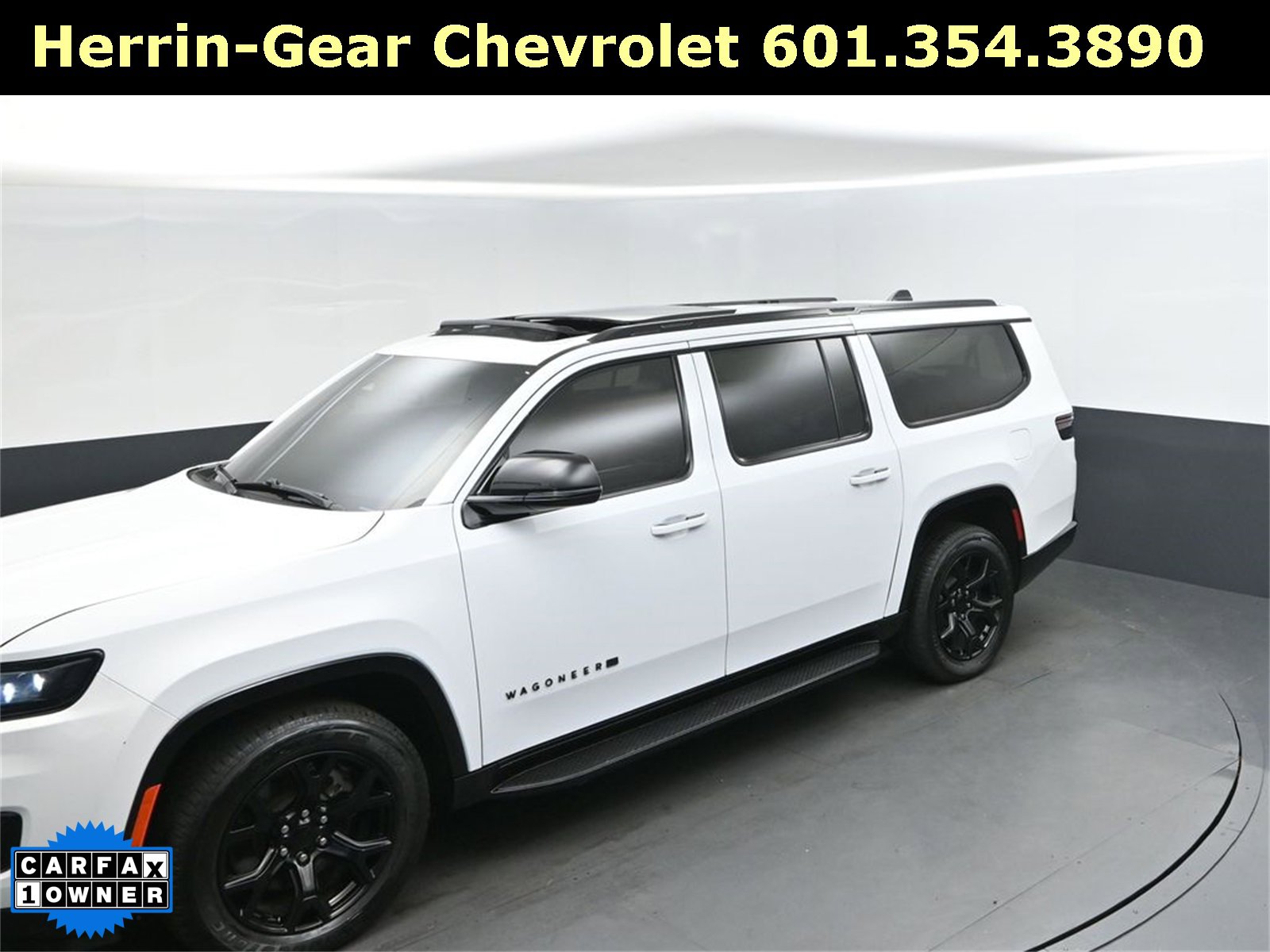 Used 2024 Jeep Wagoneer L Series II image 33