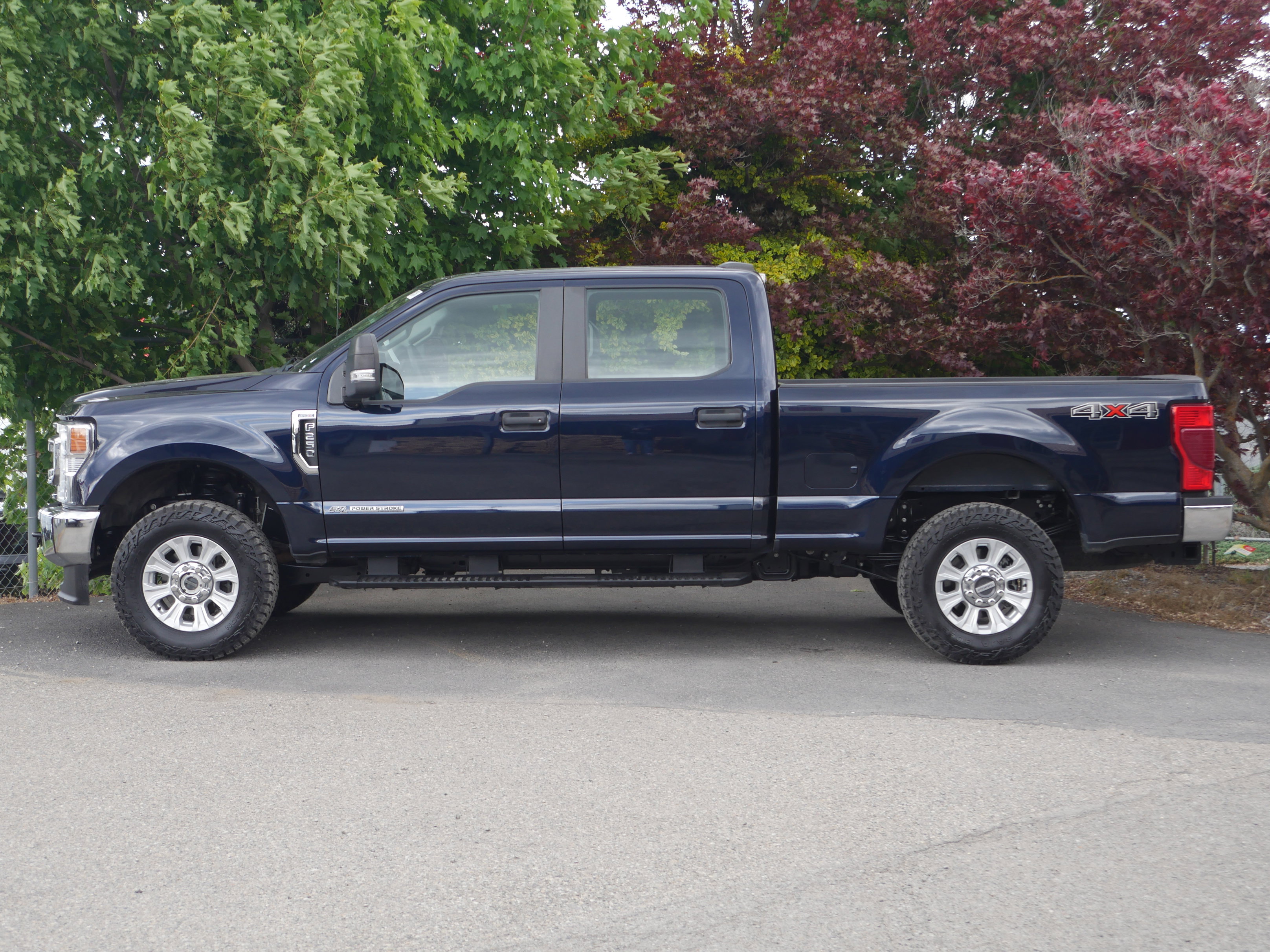 Certified 2022 Ford F250 XL w/ STX Appearance Package AWD/4WD image 16