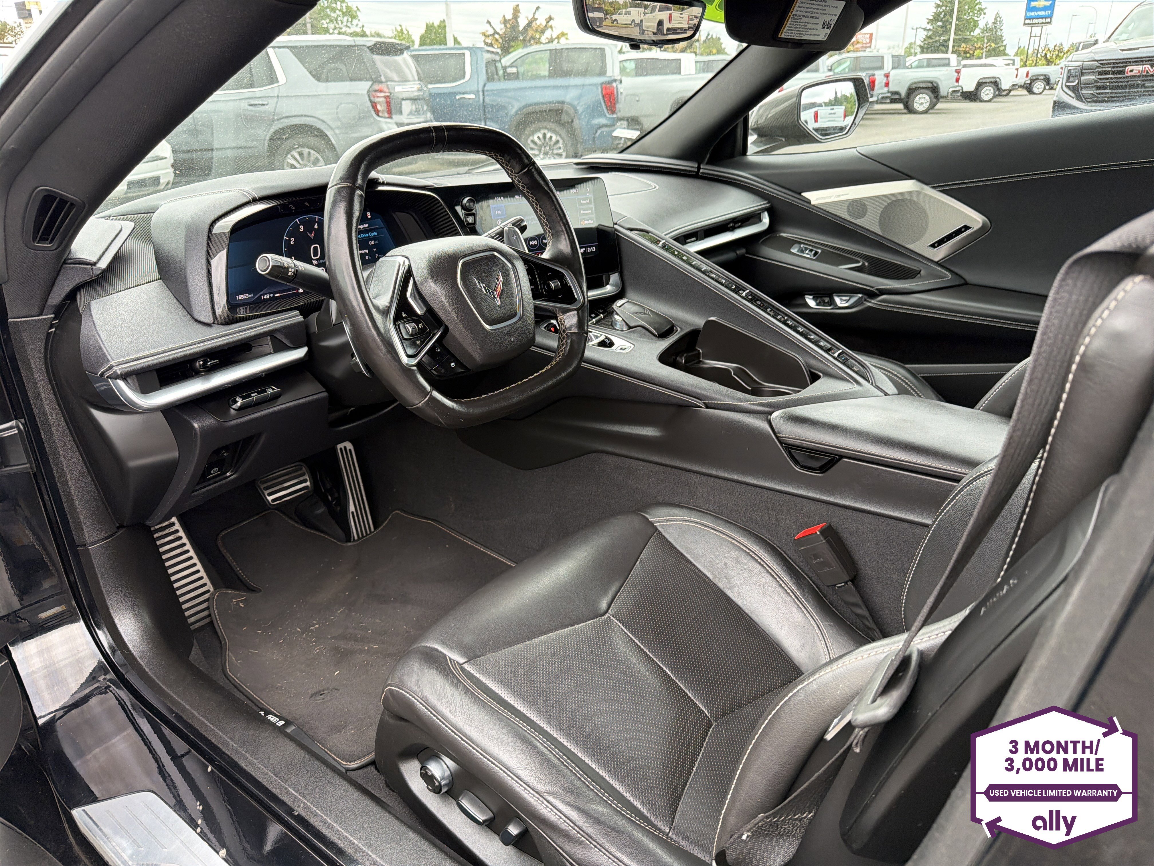 Used 2021 Chevrolet Corvette Stingray Preferred Cpe w/ Z51 Performance Package RWD image 9