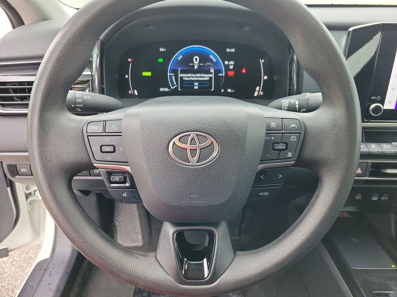 Used 2025 Toyota Camry LE image 19