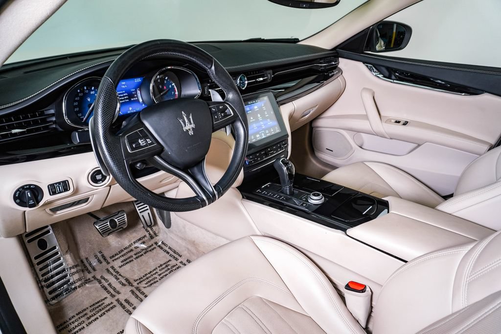 Used 2018 Maserati Quattroporte S Q4 AWD/4WD image 19