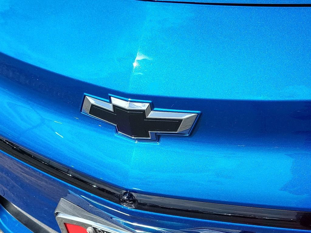 Used 2022 Chevrolet Bolt EUV Premier w/ Sun & Sound Package FWD image 32