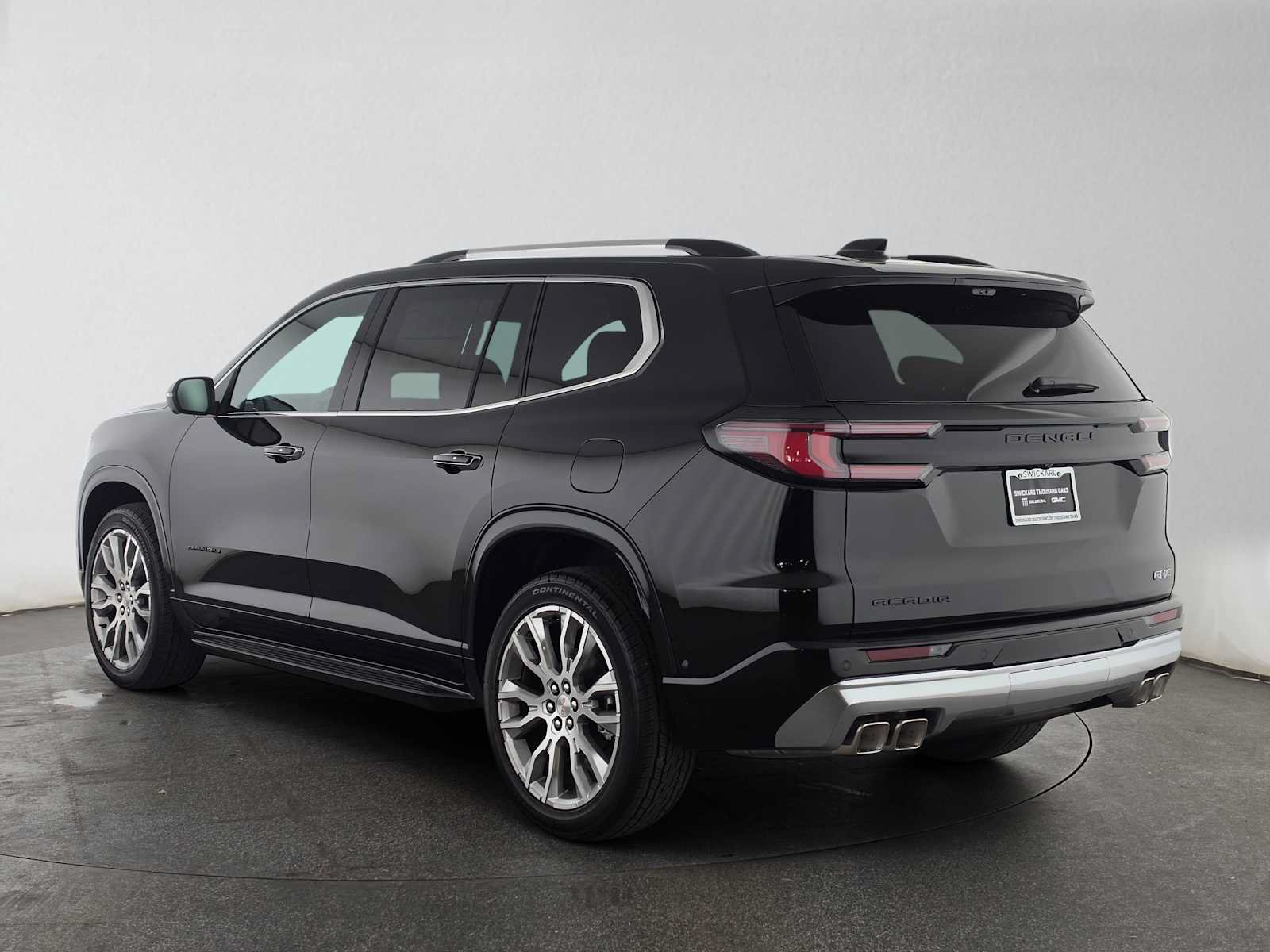 New 2027 GMC Acadia Denali w/ Denali Reserve Package FWD image 5