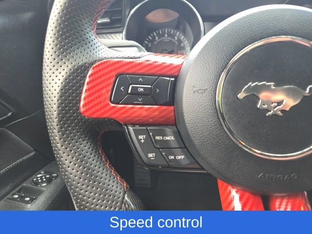 Used 2017 Ford Mustang Coupe RWD image 25