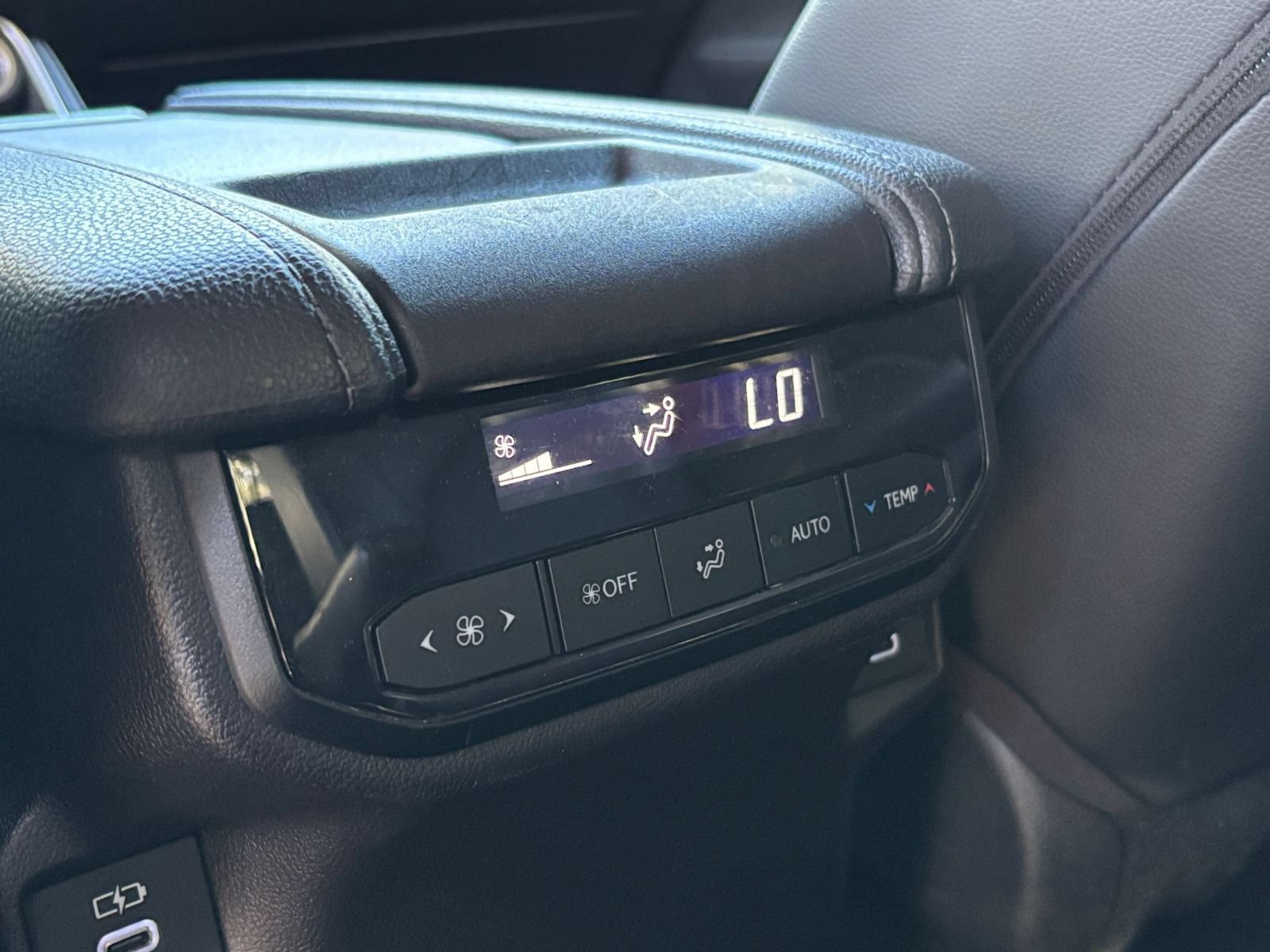 Used 2025 Toyota Grand Highlander FWD image 26
