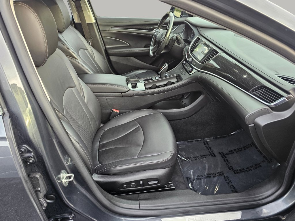 Used 2017 Buick LaCrosse Premium w/ Driver Confidence Package #2 image 25