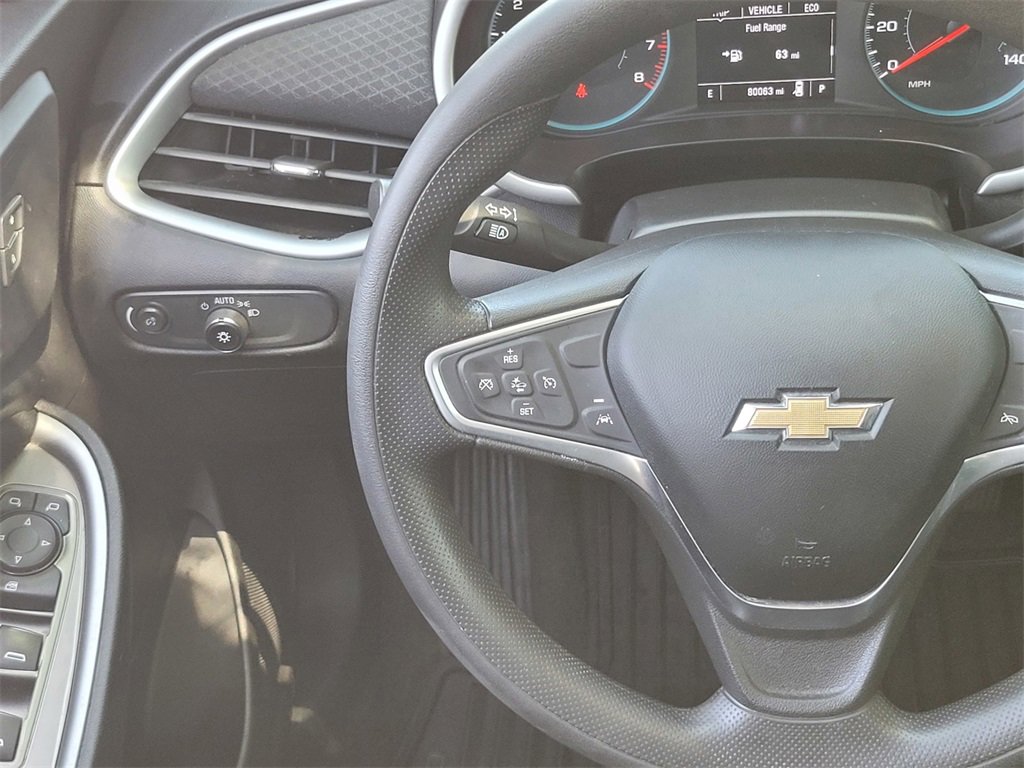 Used 2023 Chevrolet Malibu LS image 17