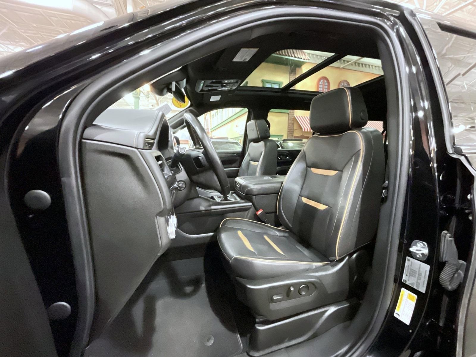 Certified 2023 GMC Yukon XL AT4 w/ AT4 Premium Package image 10