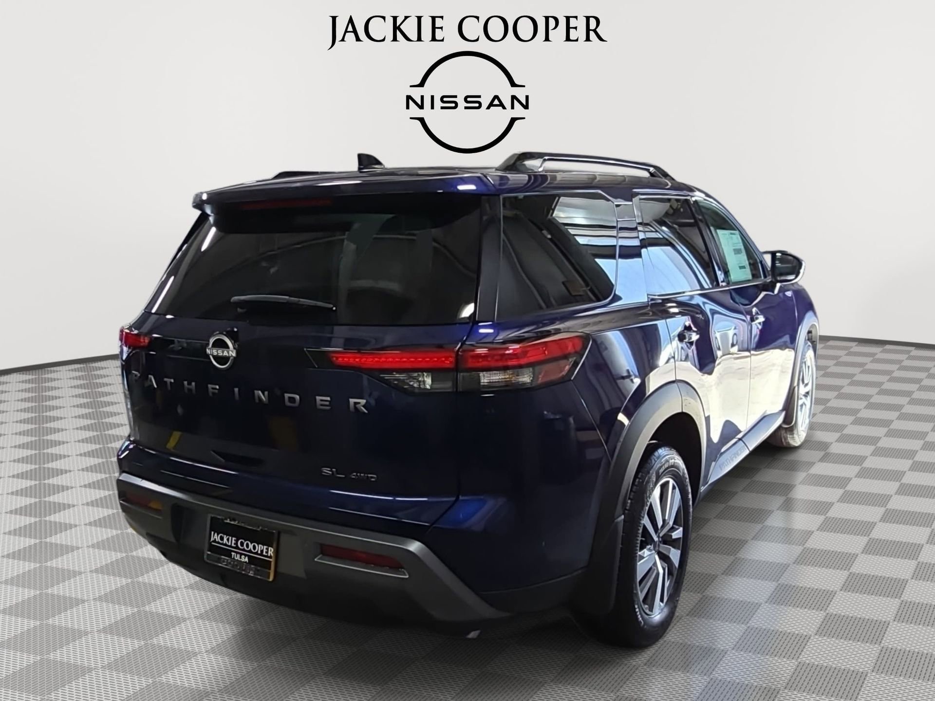 New 2026 Nissan Pathfinder SL w/ Cargo Package AWD/4WD image 5