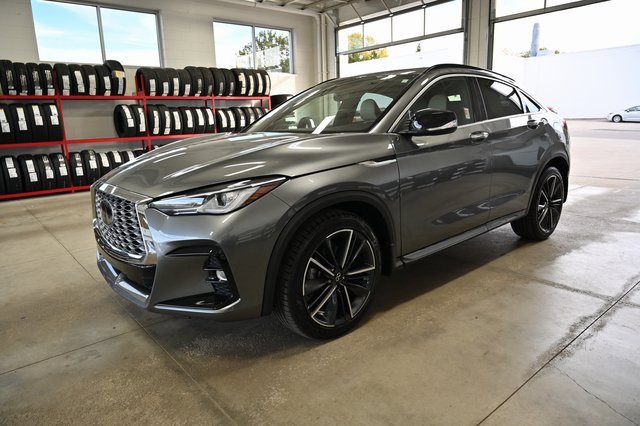 Used 2023 INFINITI QX55 Luxe w/ Cargo Package image 8