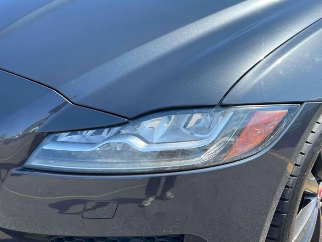 Used 2020 Jaguar XF S AWD/4WD image 12