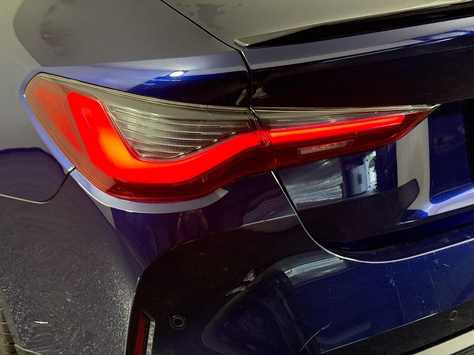 Used 2022 BMW M4 Competition w/ Executive Package RWD image 34