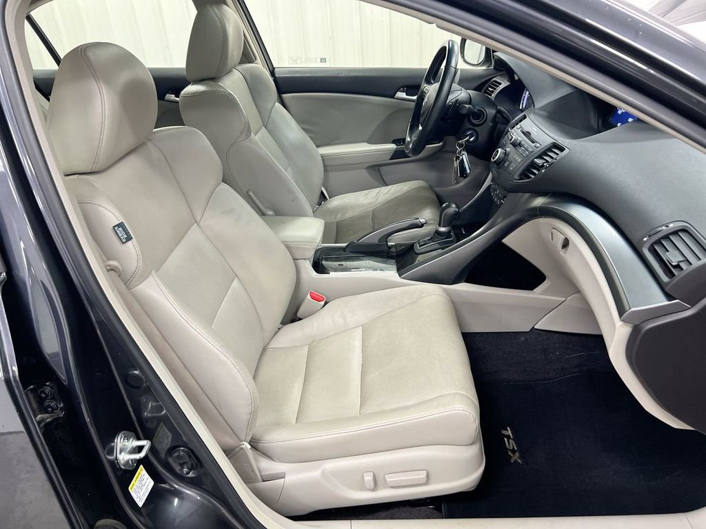 Used 2013 Acura TSX Sedan image 21