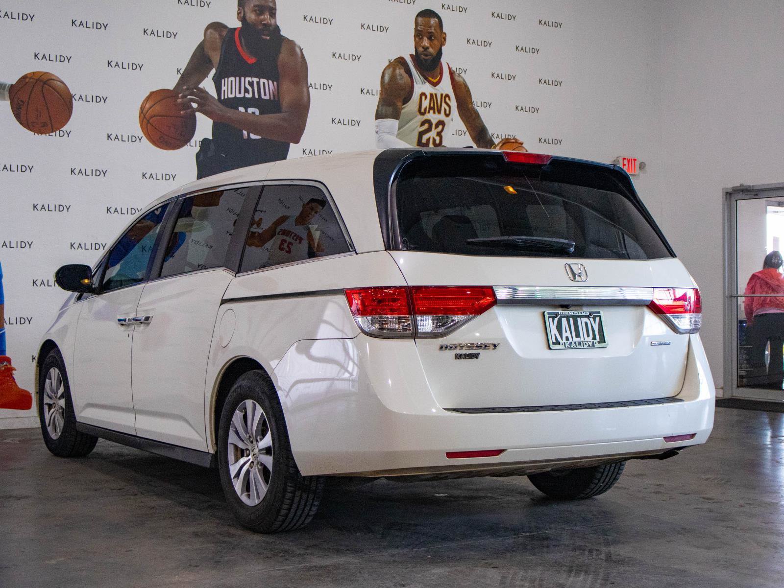 Used 2016 Honda Odyssey SE image 21