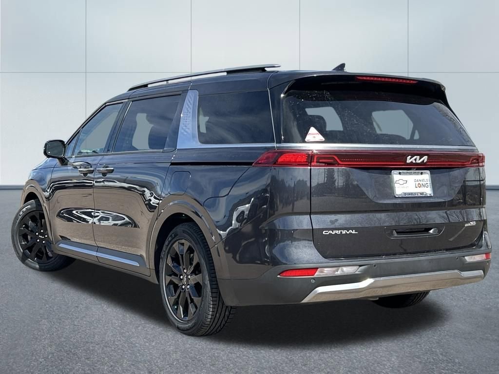 Used 2023 Kia Carnival SX Prestige image 42