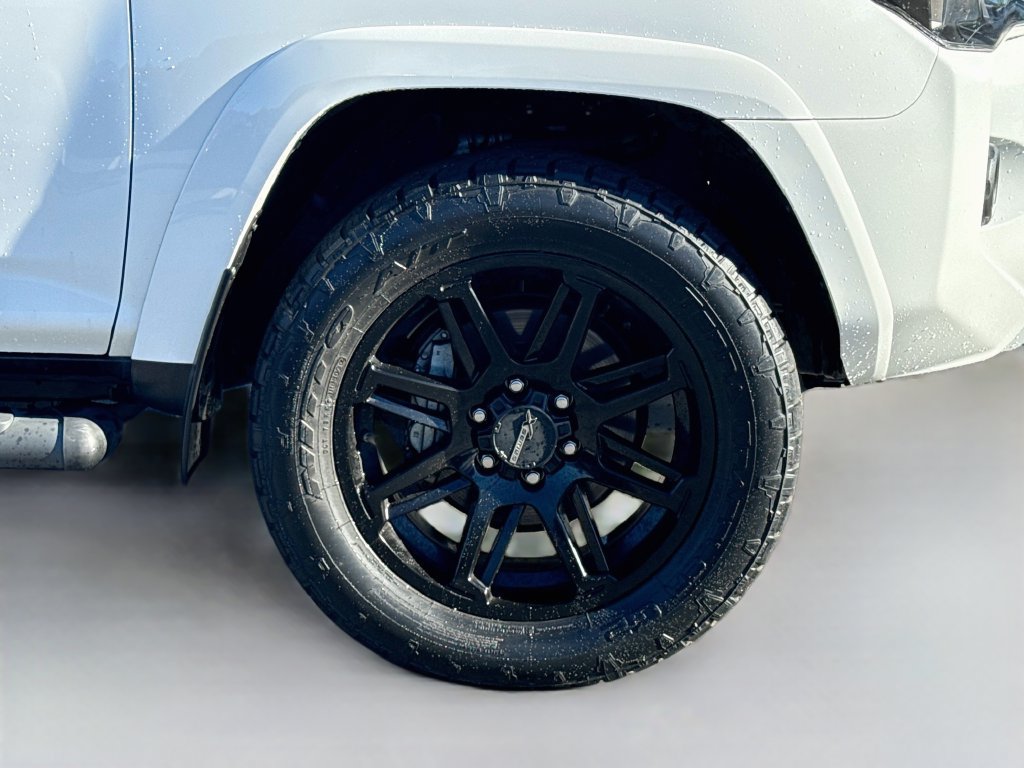 Used 2021 Toyota 4Runner SR5 Premium w/ Moonroof Package AWD/4WD image 35