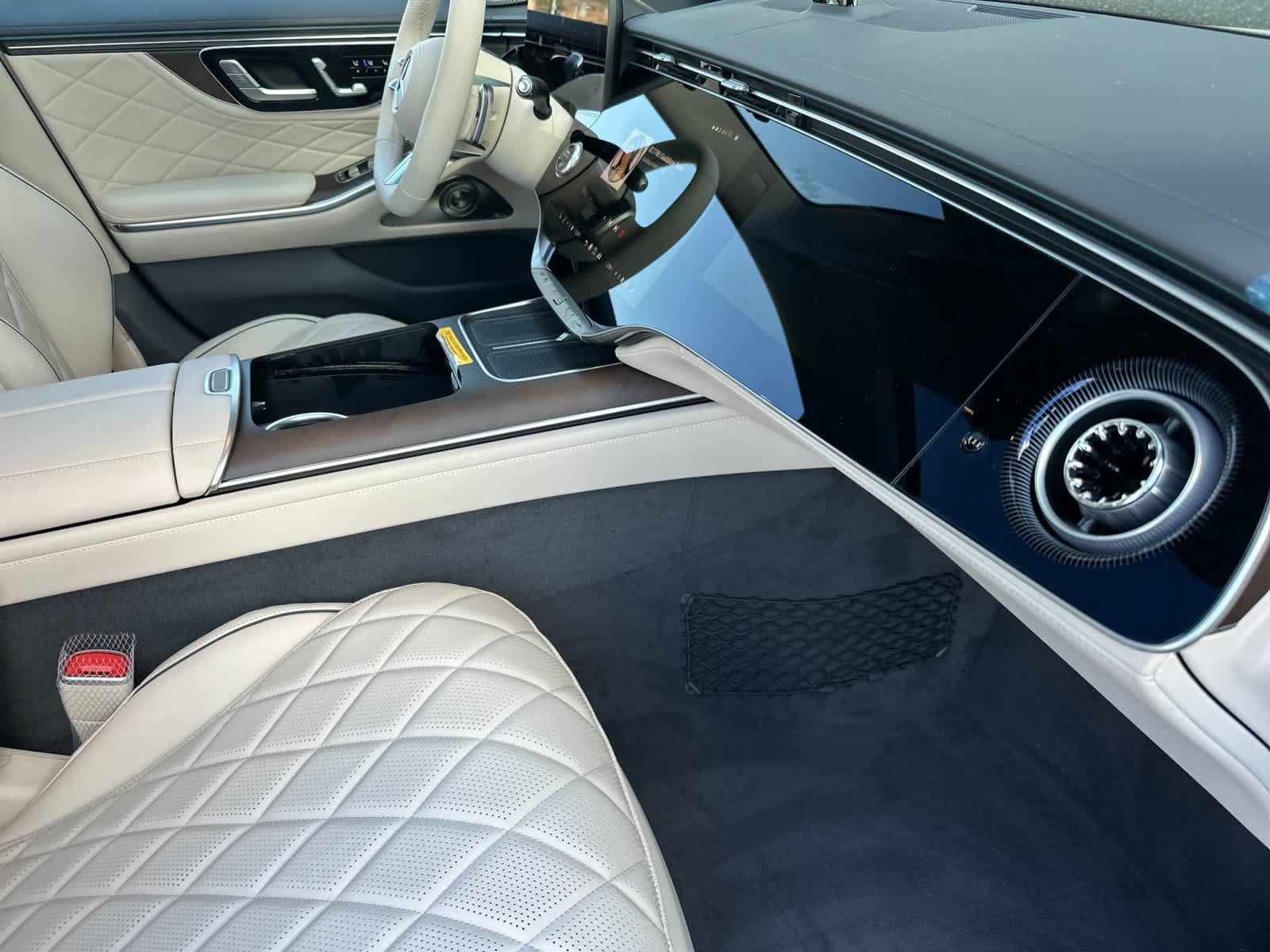 New 2027 Mercedes-Benz S 580 4MATIC Sedan image 16