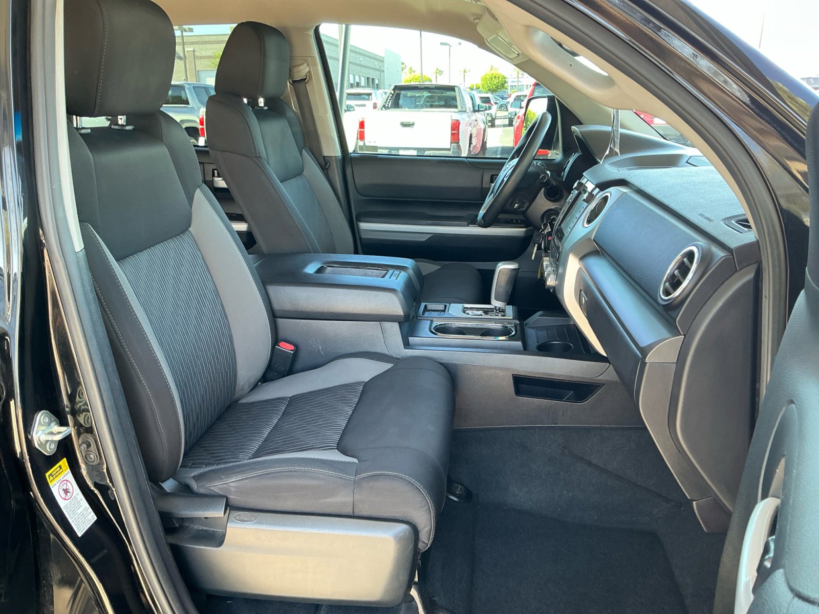 Used 2017 Toyota Tundra SR5 w/ TRD Off Road Package image 18