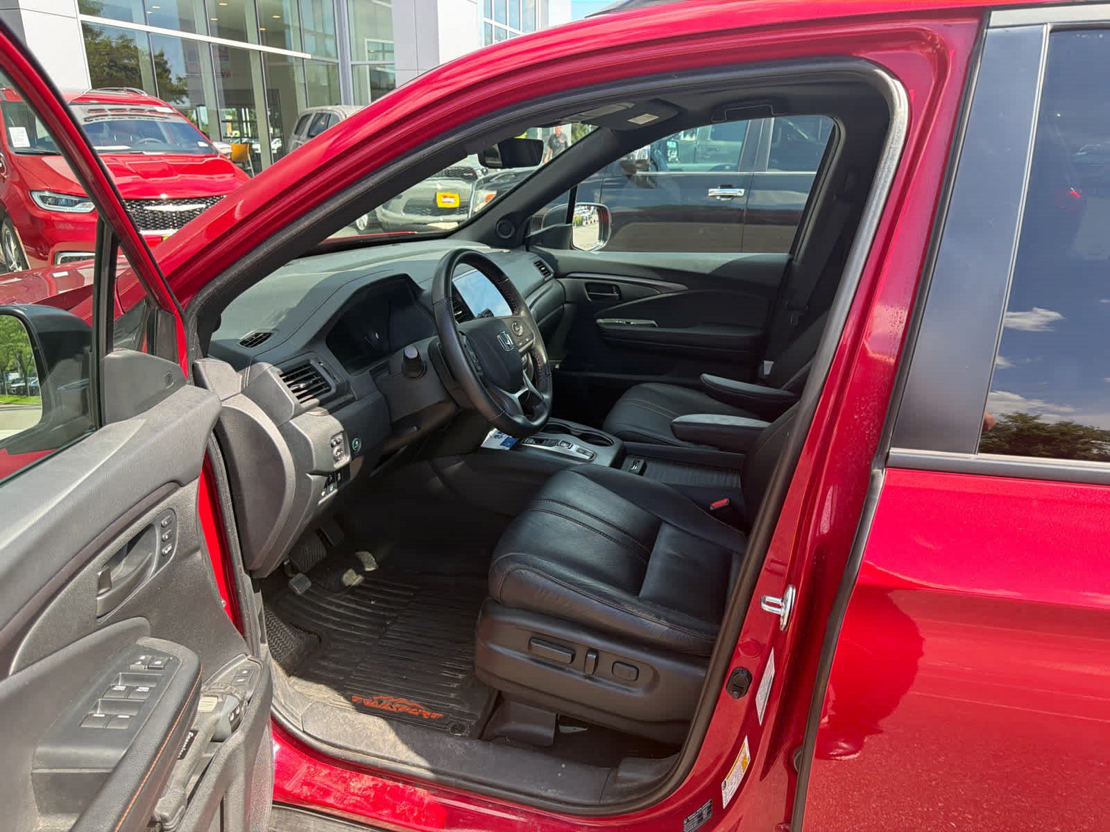 Used 2023 Honda Passport TrailSport image 11