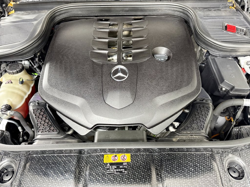 Used 2020 Mercedes-Benz GLS 580 4MATIC image 41