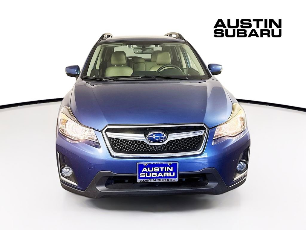 Used 2017 Subaru Crosstrek 2.0i Limited AWD/4WD image 2