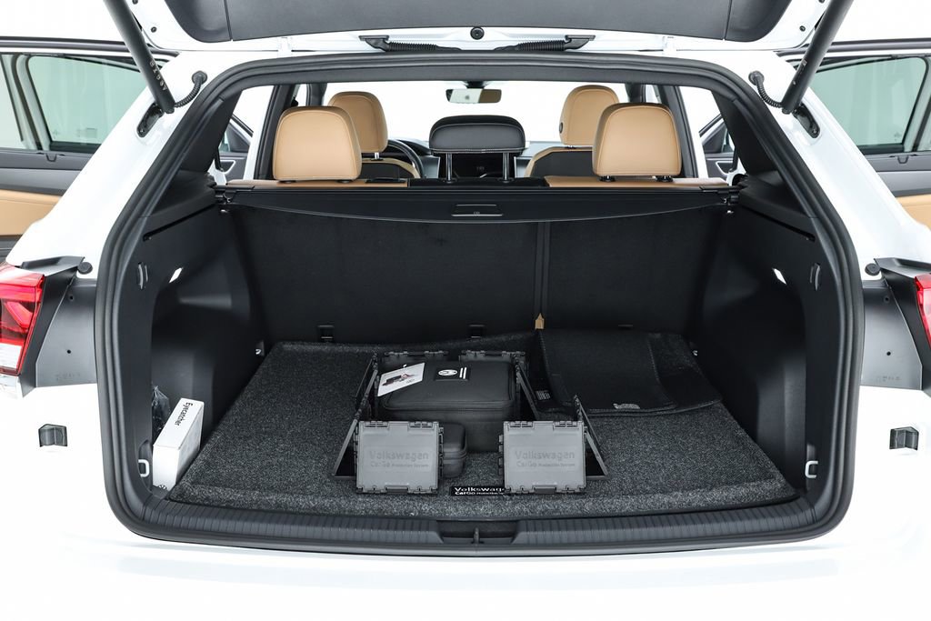 New 2026 Volkswagen Atlas Cross Sport SEL image 29