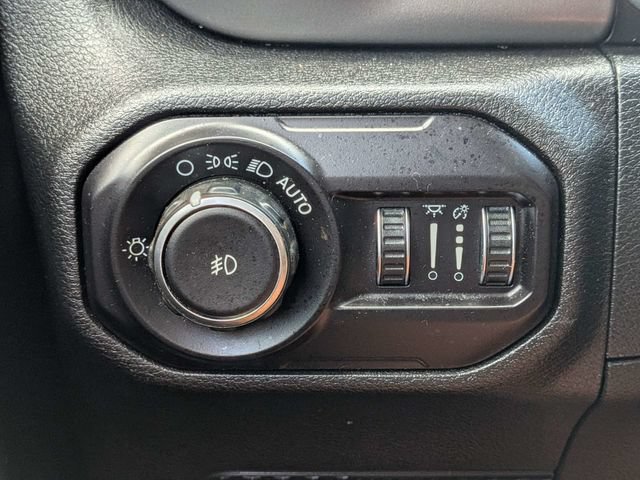 Used 2018 Jeep Wrangler Unlimited Rubicon AWD/4WD image 28
