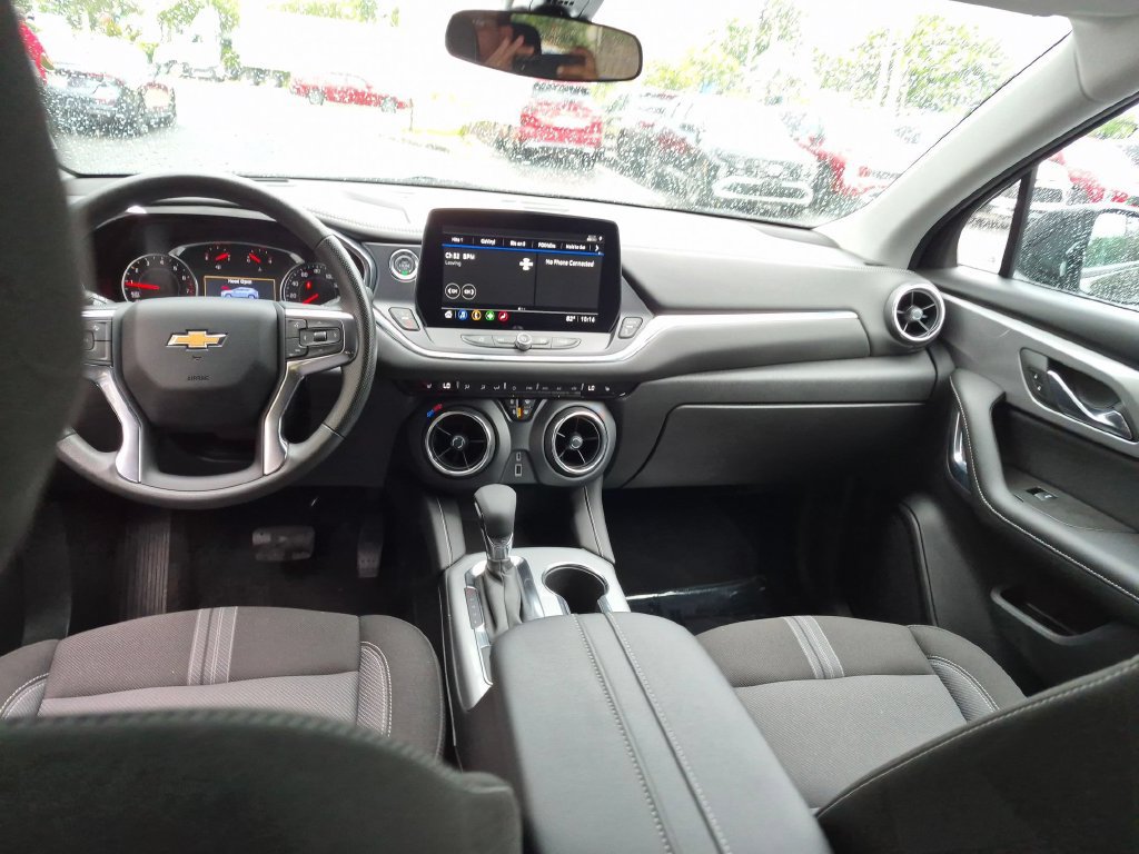 Used 2025 Chevrolet Blazer LT AWD/4WD image 27