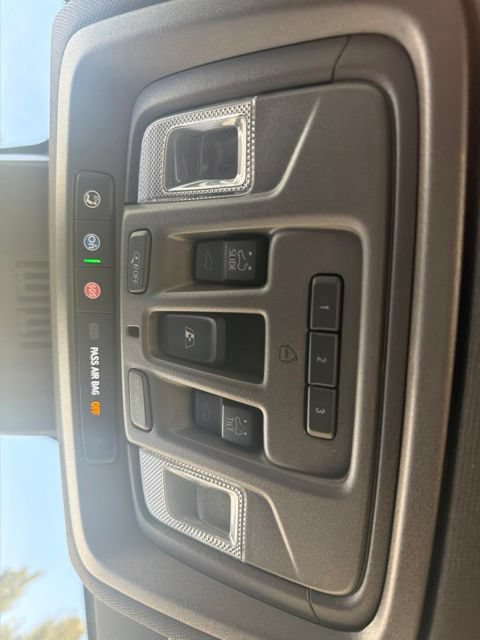 Used 2024 GMC Sierra 1500 Denali w/ Denali Reserve Package AWD/4WD image 24