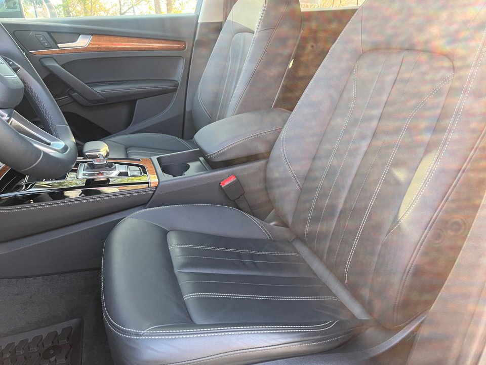 Used 2023 Audi Q5 2.0T Premium Plus w/ Premium Plus Package image 30