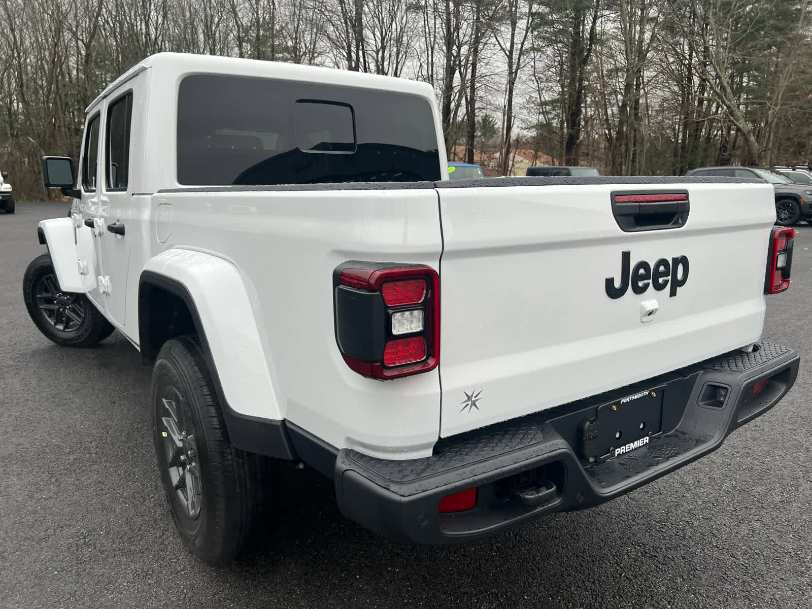 New 2026 Jeep Gladiator Sport AWD/4WD image 7