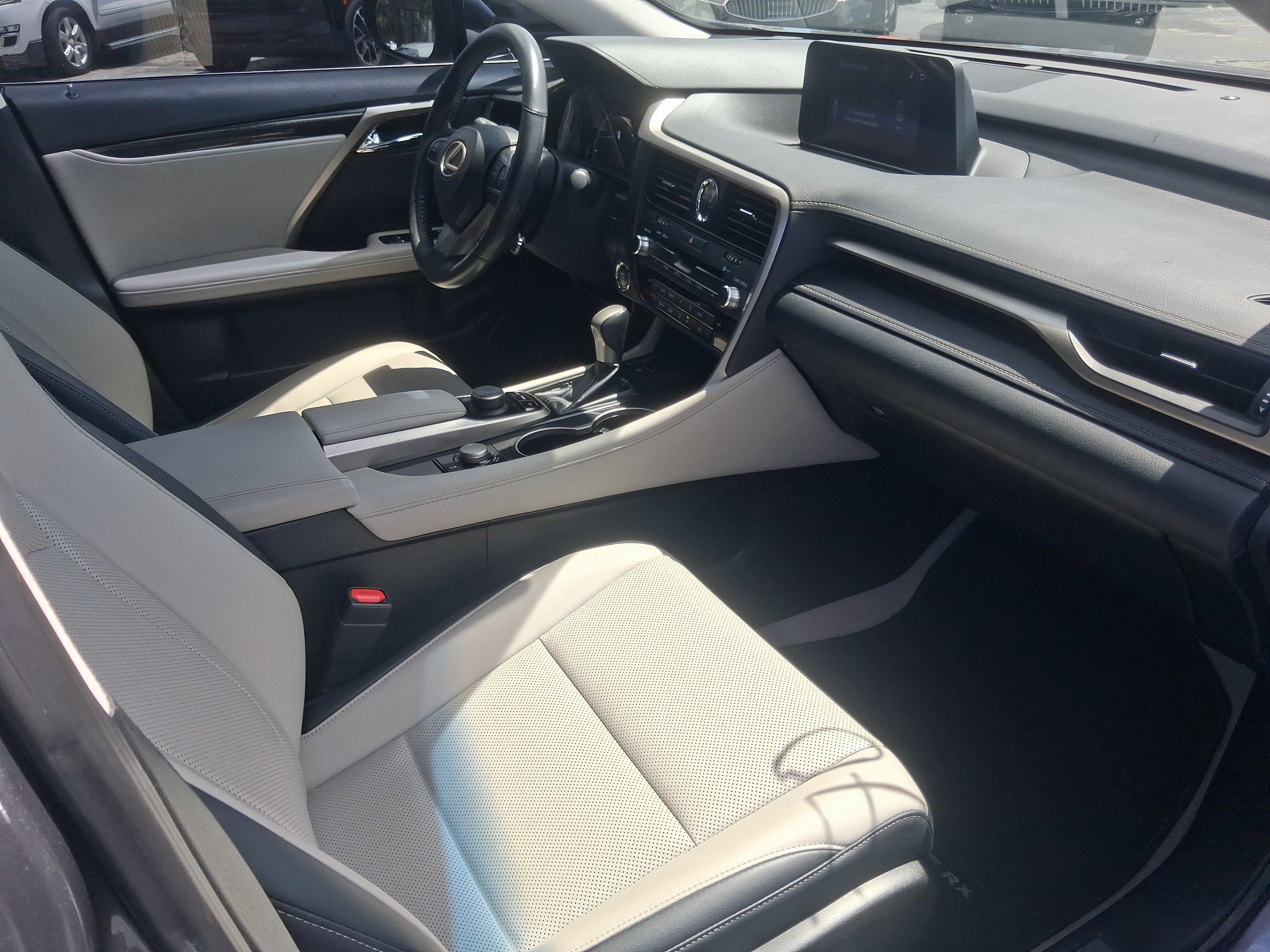 Used 2019 Lexus RX 350 FWD w/ Accessory Package image 30