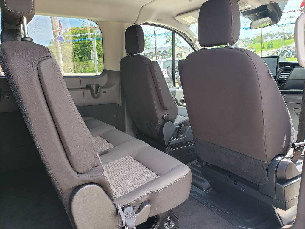 Used 2023 Ford Transit 350 XLT RWD image 15