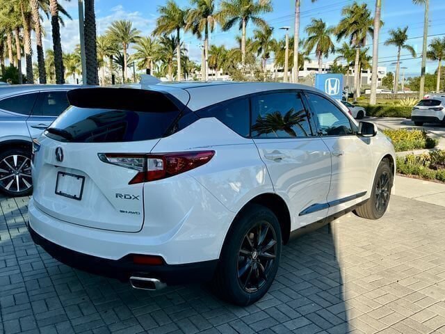 New 2026 Acura RDX SH-AWD image 6