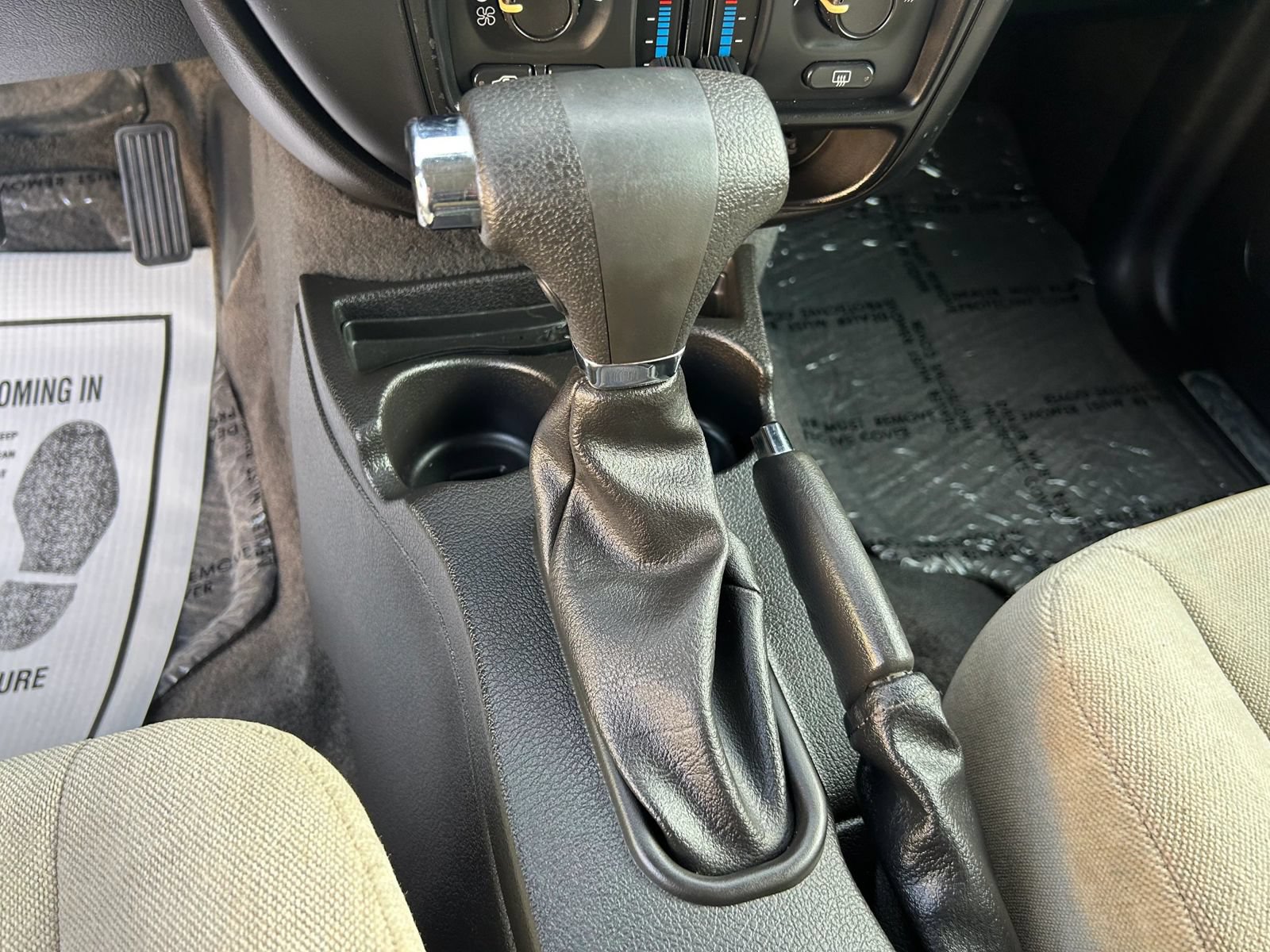 Used 2006 Chevrolet TrailBlazer LS w/ LS Preferred Equipment Group AWD/4WD image 17
