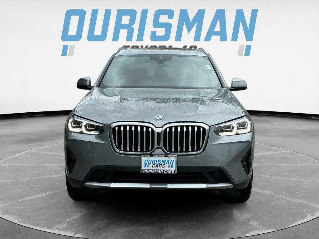 Used 2023 BMW X3 xDrive30i w/ Premium Package AWD/4WD image 2
